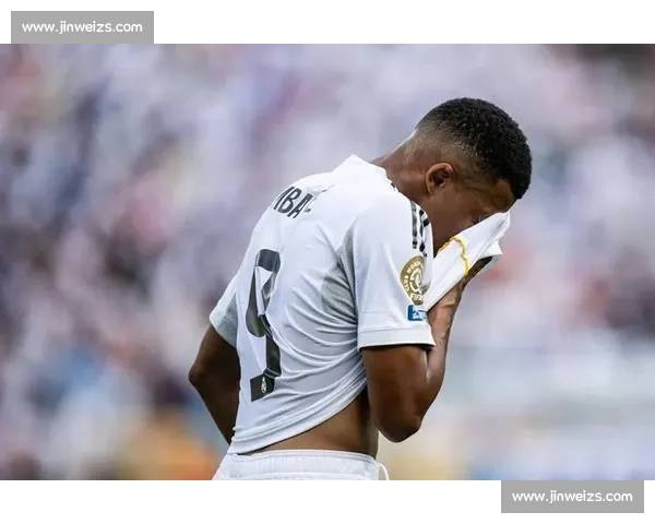 欧冠冲突!麦卡利斯特遭登贝莱穿裆嘲讽:当时真想杀了他 欧冠冲突!麦卡利斯特遭登贝莱穿裆嘲讽:当时真想杀了他