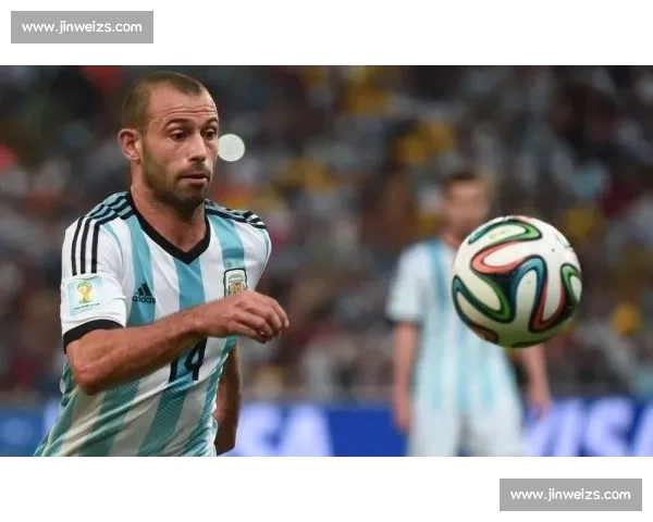 马斯切拉诺点破足坛现实：即便是梅西，也难敌巅峰大巴黎的碾压式统治