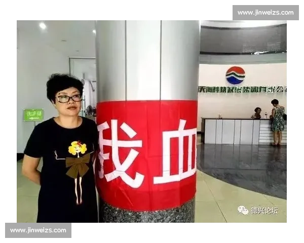 成都球迷 苟活 30 年 争议升级！从横幅到涂鸦，地域对立何时休？